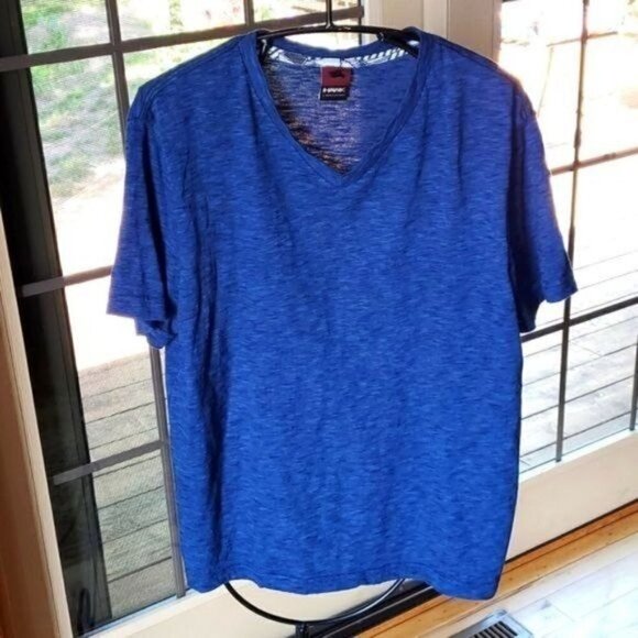 LAST CHANCE Hawk Blue Vneck Short Sleeve Sz. L T-shirt - Picture 1 of 9